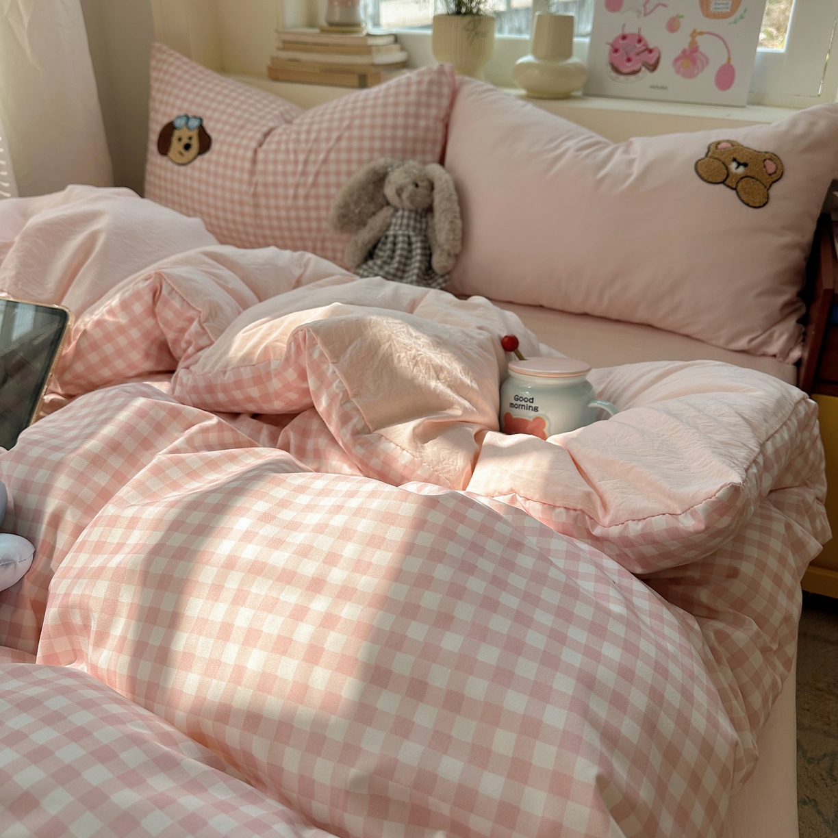 91家纺网 家纺一手货源 找家纺 顾里家纺 2026春夏新款ins可爱风云朵毛巾绣四件套（会员-3元  床笠定制不退换0 狗狗好友