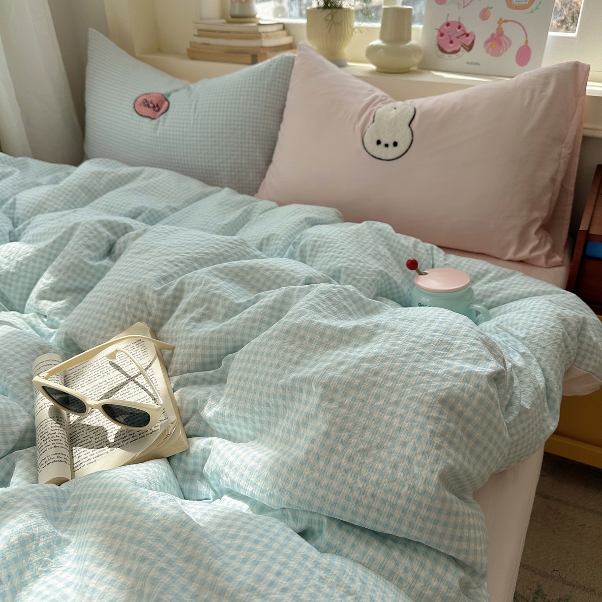 91家纺网 家纺一手货源 找家纺 顾里家纺 2026春夏新款ins可爱风云朵毛巾绣四件套（会员-3元  床笠定制不退换0 乖乖兔