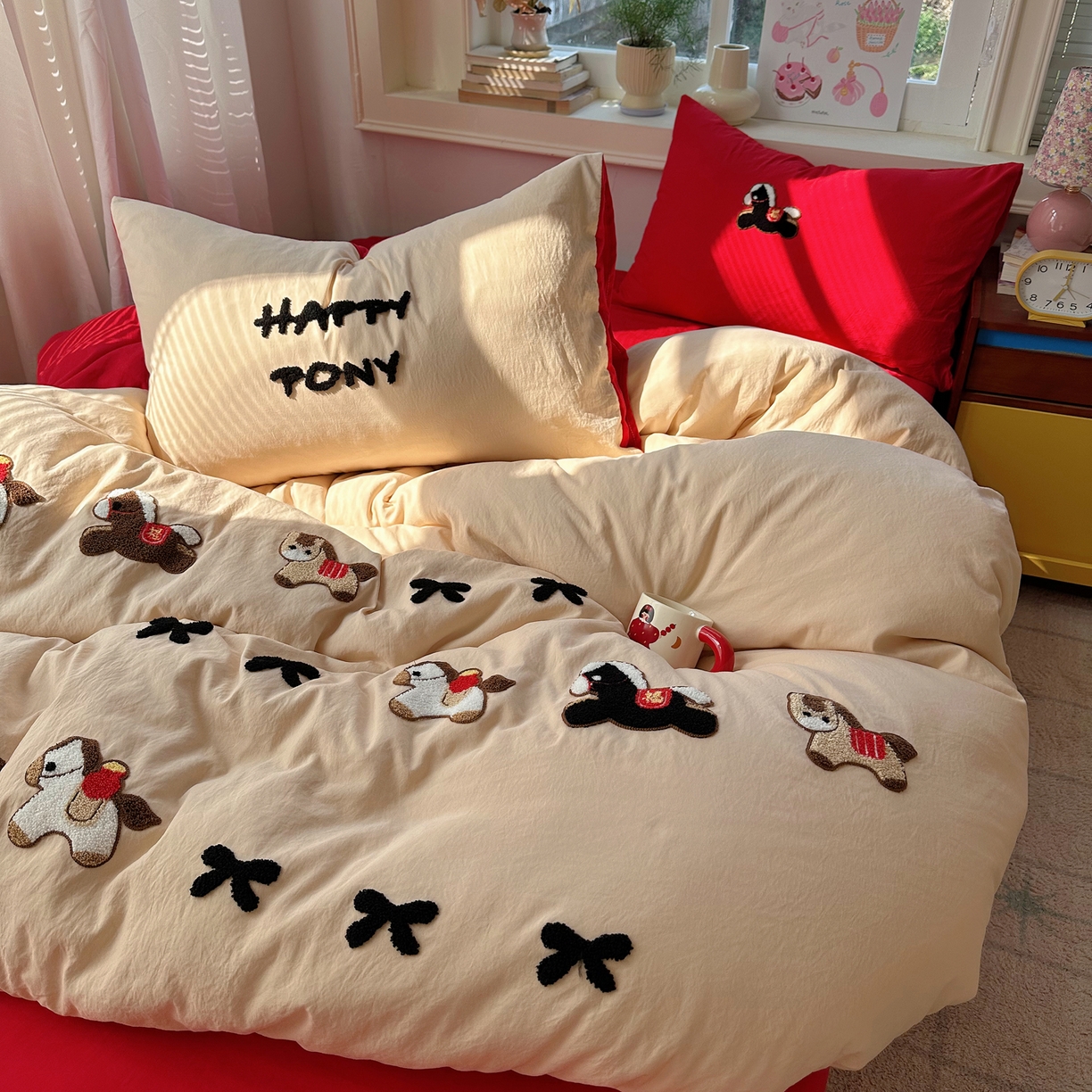 91家纺网 家纺一手货源 找家纺 顾里家纺 2026春夏新款ins可爱风云朵毛巾绣四件套（会员-3元  床笠定制不退换0 红马驹