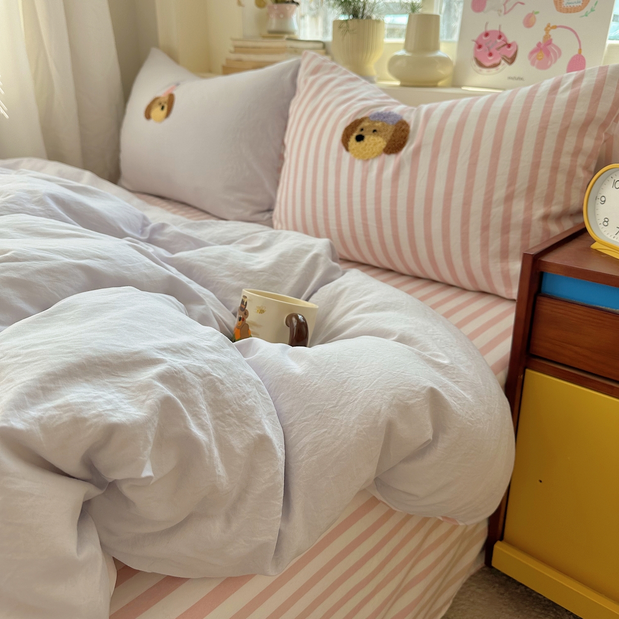 91家纺网 家纺一手货源 找家纺 顾里家纺 2026春夏新款ins可爱风云朵毛巾绣四件套（会员-3元  床笠定制不退换0 滑板狗