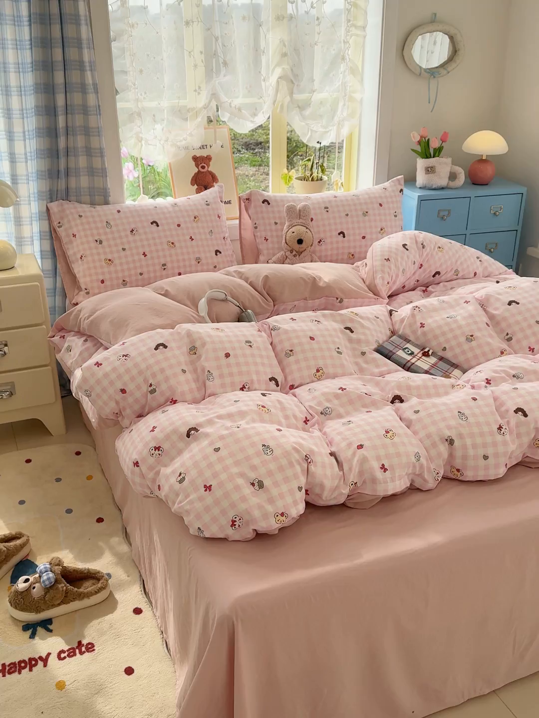 91家纺网 家纺一手货源 找家纺 元禾 2026新款A类古法水洗仿棉云感纱四件套 草莓熊-粉