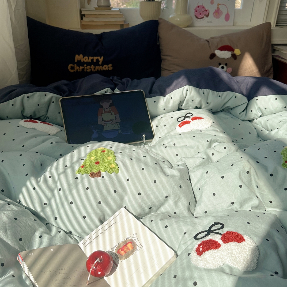 91家纺网 家纺一手货源 找家纺 顾里家纺 2026春夏新款ins可爱风云朵毛巾绣四件套（会员-3元  床笠定制不退换0 圣诞熊仔