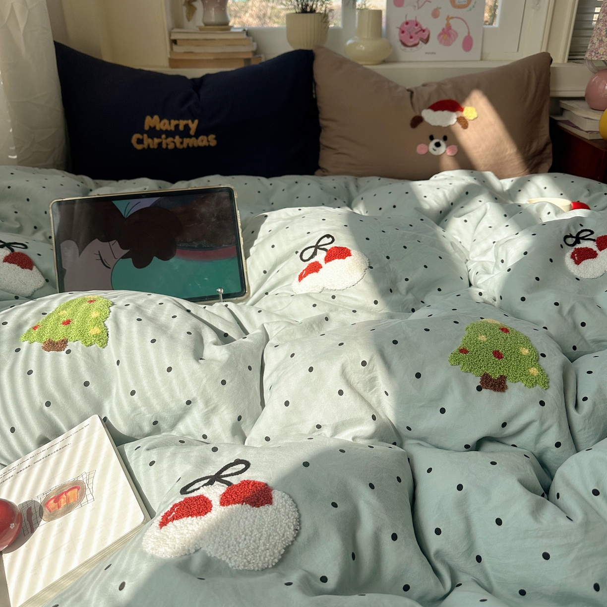 91家纺网 家纺一手货源 找家纺 顾里家纺 2026春夏新款ins可爱风云朵毛巾绣四件套（会员-3元  床笠定制不退换0 圣诞熊仔