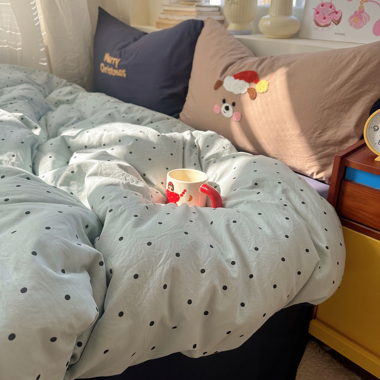 91家纺网 家纺一手货源 找家纺 顾里家纺 2026春夏新款ins可爱风云朵毛巾绣四件套（会员-3元  床笠定制不退换0 圣诞熊仔