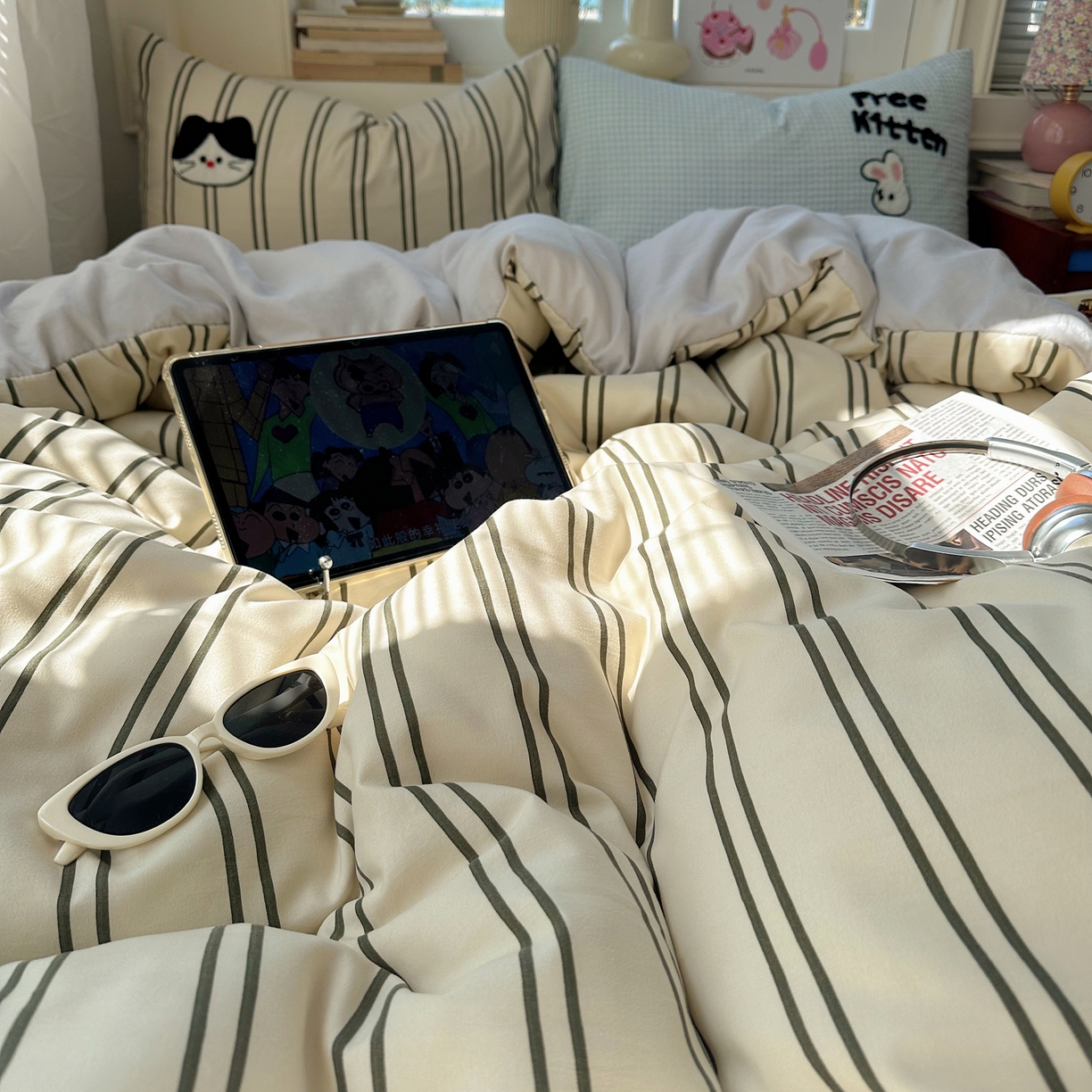 91家纺网 家纺一手货源 找家纺 顾里家纺 2026春夏新款ins可爱风云朵毛巾绣四件套（会员-3元  床笠定制不退换0 竖条猫咪