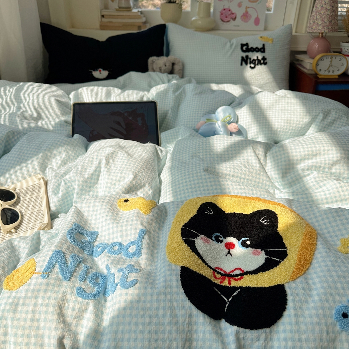 91家纺网 家纺一手货源 找家纺 顾里家纺 2026春夏新款ins可爱风云朵毛巾绣四件套（会员-3元  床笠定制不退换0 碳水面包