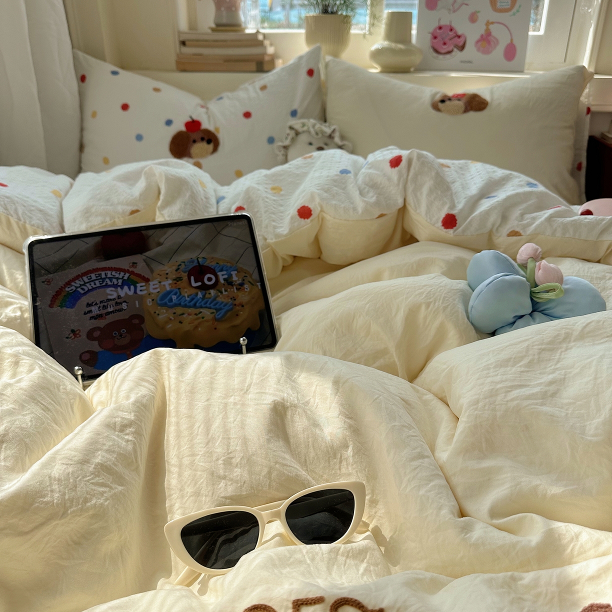 91家纺网 家纺一手货源 找家纺 顾里家纺 2026春夏新款ins可爱风云朵毛巾绣四件套（会员-3元  床笠定制不退换0 甜品腊肠狗