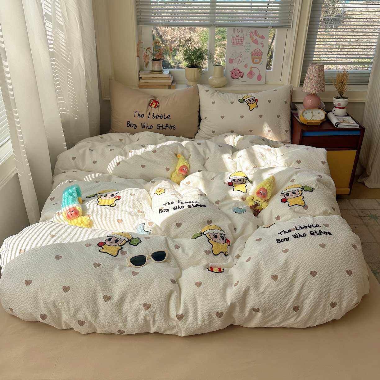 91家纺网 家纺一手货源 找家纺 顾里家纺 2026春夏新款ins可爱风云朵毛巾绣四件套（会员-3元  床笠定制不退换0 星星宝宝