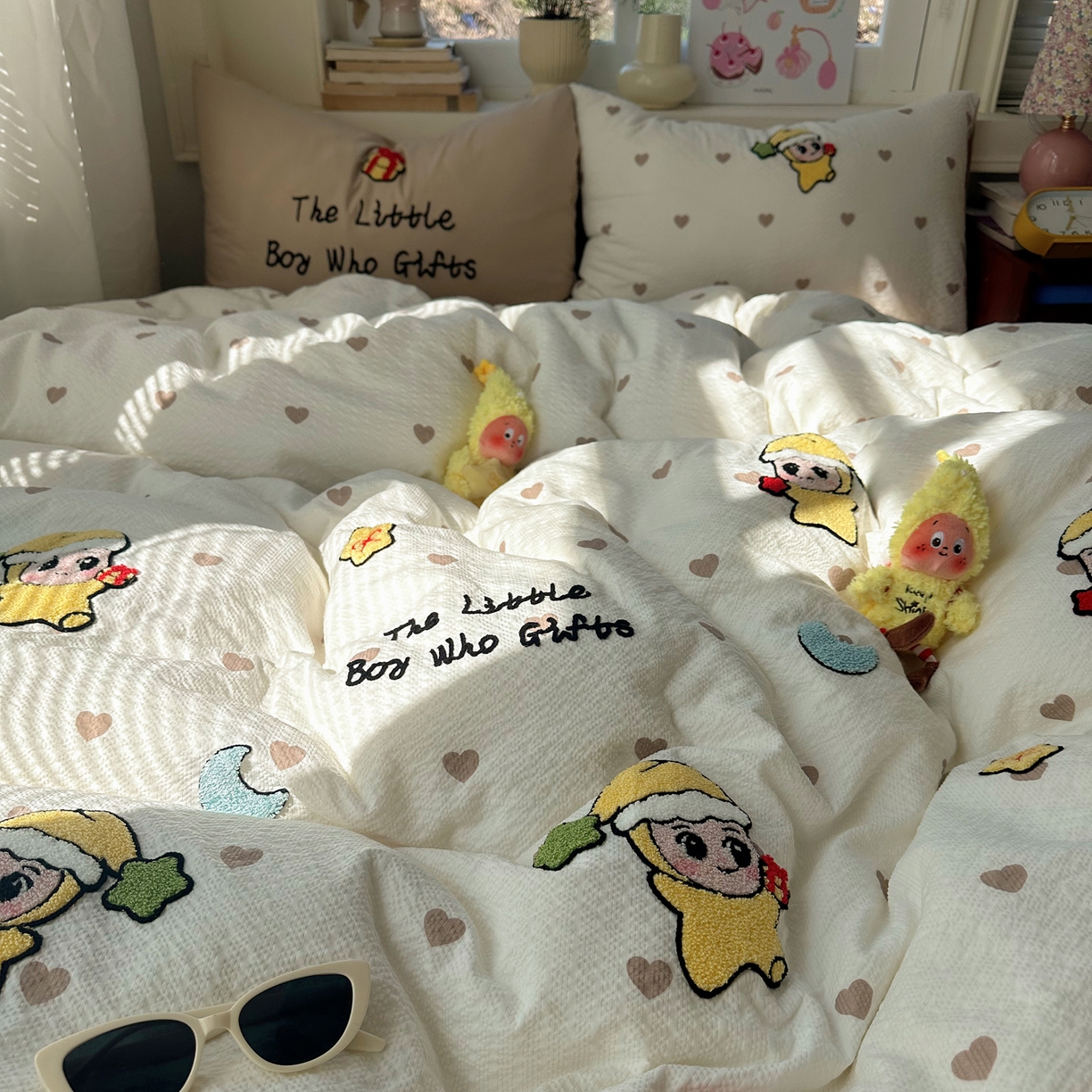 91家纺网 家纺一手货源 找家纺 顾里家纺 2026春夏新款ins可爱风云朵毛巾绣四件套（会员-3元  床笠定制不退换0 星星宝宝