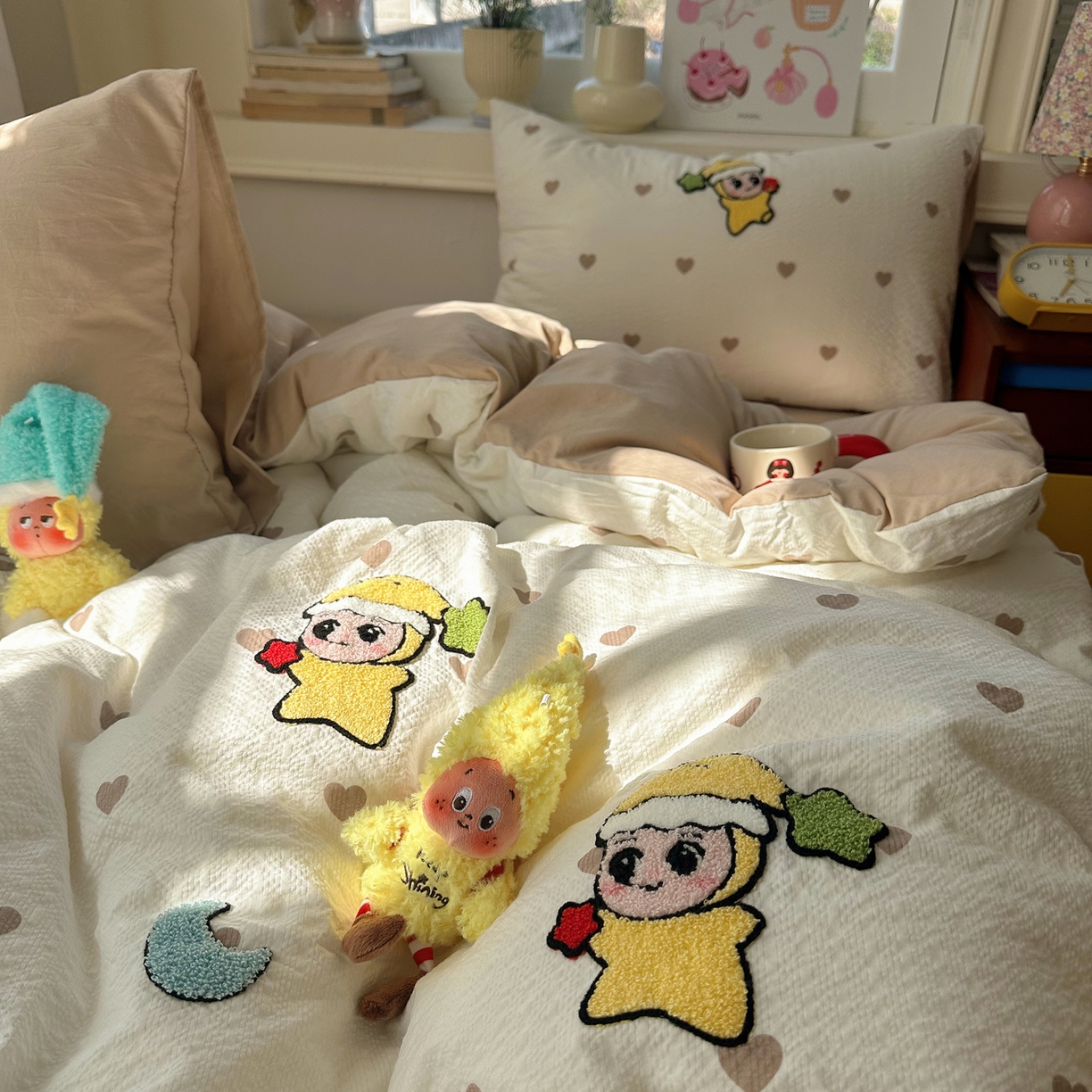 91家纺网 家纺一手货源 找家纺 顾里家纺 2026春夏新款ins可爱风云朵毛巾绣四件套（会员-3元  床笠定制不退换0 星星宝宝