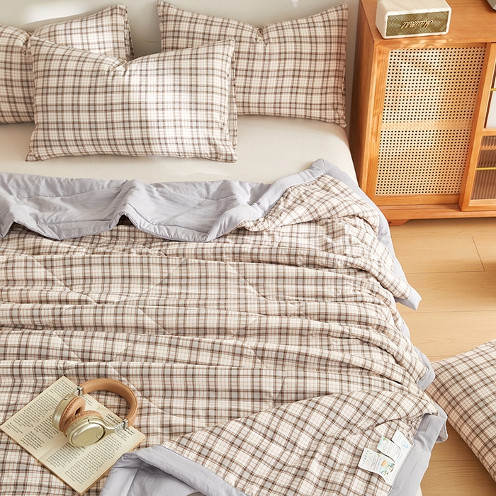 91家纺网 家纺一手货源 找家纺 海洋家纺 2026新款100%新疆棉花格子夏被亲肤仿棉夏凉被纯手包边空调被薄被子 都市