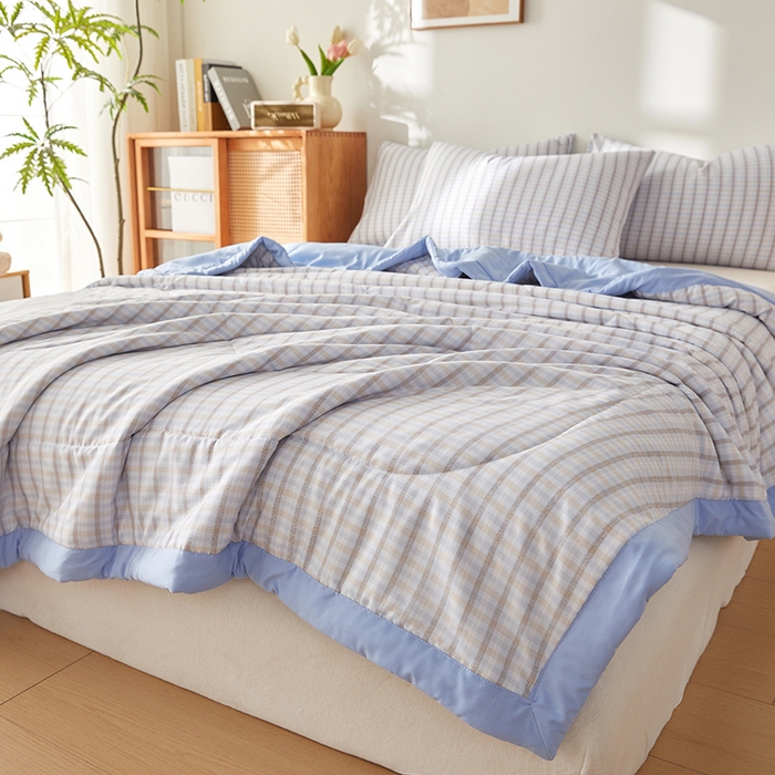 91家纺网 家纺一手货源 找家纺 海洋家纺 2026新款100%新疆棉花格子夏被亲肤仿棉夏凉被纯手包边空调被薄被子 格言