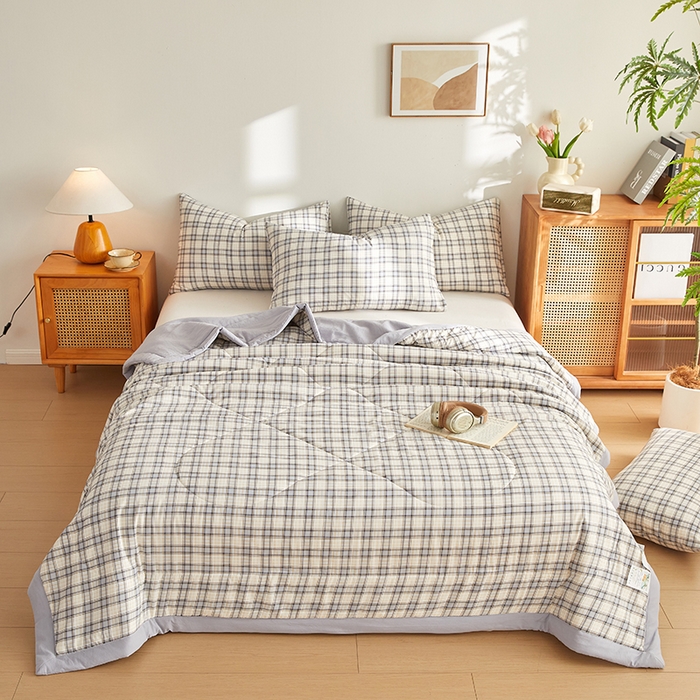 91家纺网 家纺一手货源 找家纺 海洋家纺 2026新款100%新疆棉花格子夏被亲肤仿棉夏凉被纯手包边空调被薄被子 卡尔-蓝