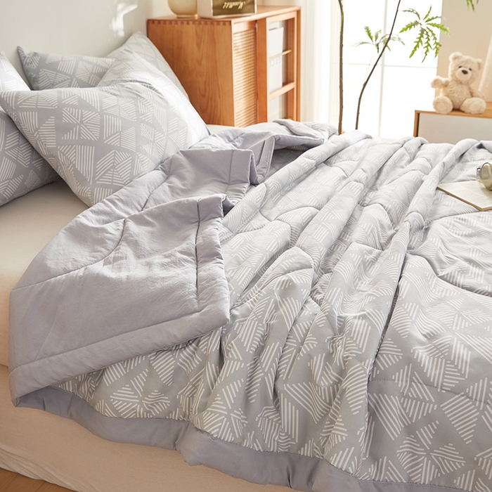 91家纺网 家纺一手货源 找家纺 海洋家纺 2026新款100%新疆棉花格子夏被亲肤仿棉夏凉被纯手包边空调被薄被子 律动-灰