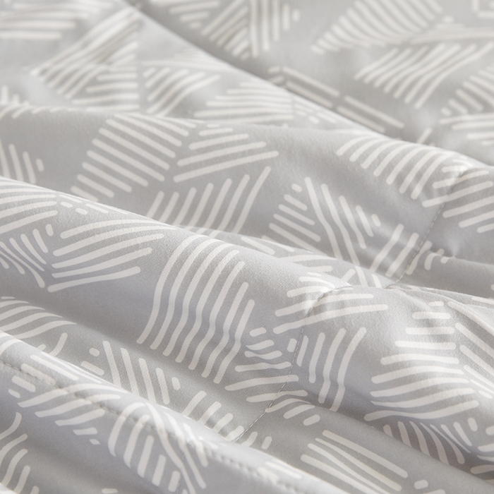 91家纺网 家纺一手货源 找家纺 海洋家纺 2026新款100%新疆棉花格子夏被亲肤仿棉夏凉被纯手包边空调被薄被子 律动-灰