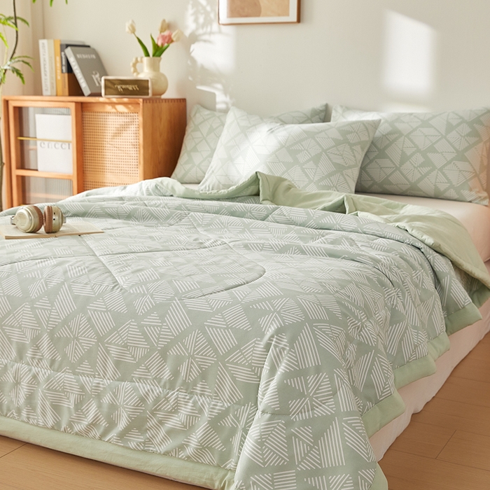 91家纺网 家纺一手货源 找家纺 海洋家纺 2026新款100%新疆棉花格子夏被亲肤仿棉夏凉被纯手包边空调被薄被子 米亚-绿