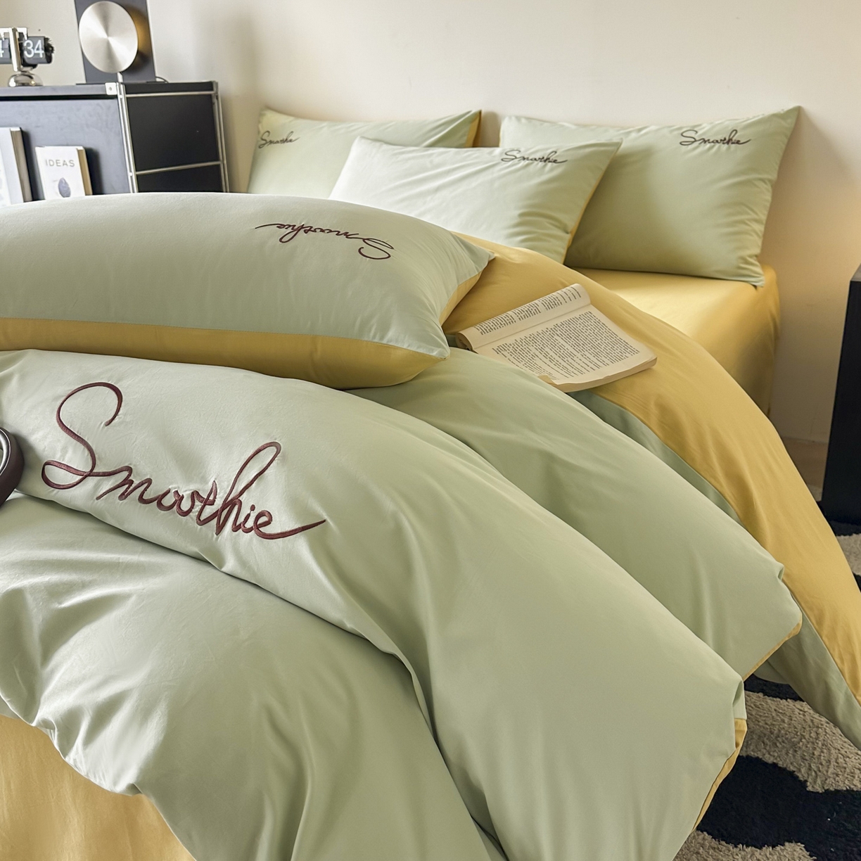 91家纺网 家纺一手货源 找家纺 ab家纺 2026新款刺绣双拼40支全棉水洗四件套 橄榄绿柠檬