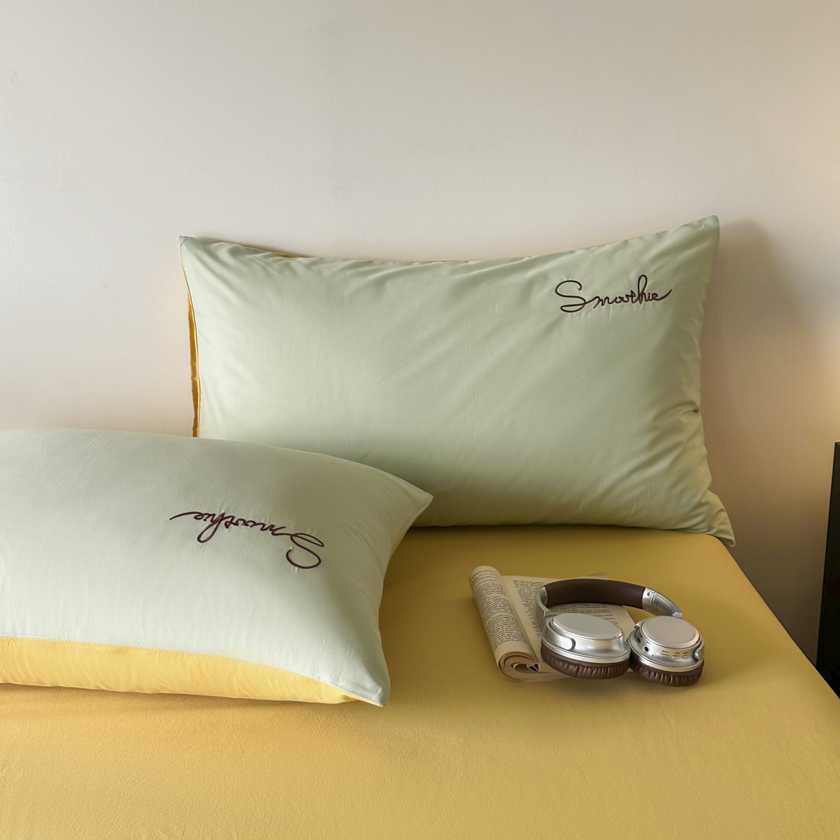 91家纺网 家纺一手货源 找家纺 ab家纺 2026新款刺绣双拼40支全棉水洗四件套 橄榄绿柠檬