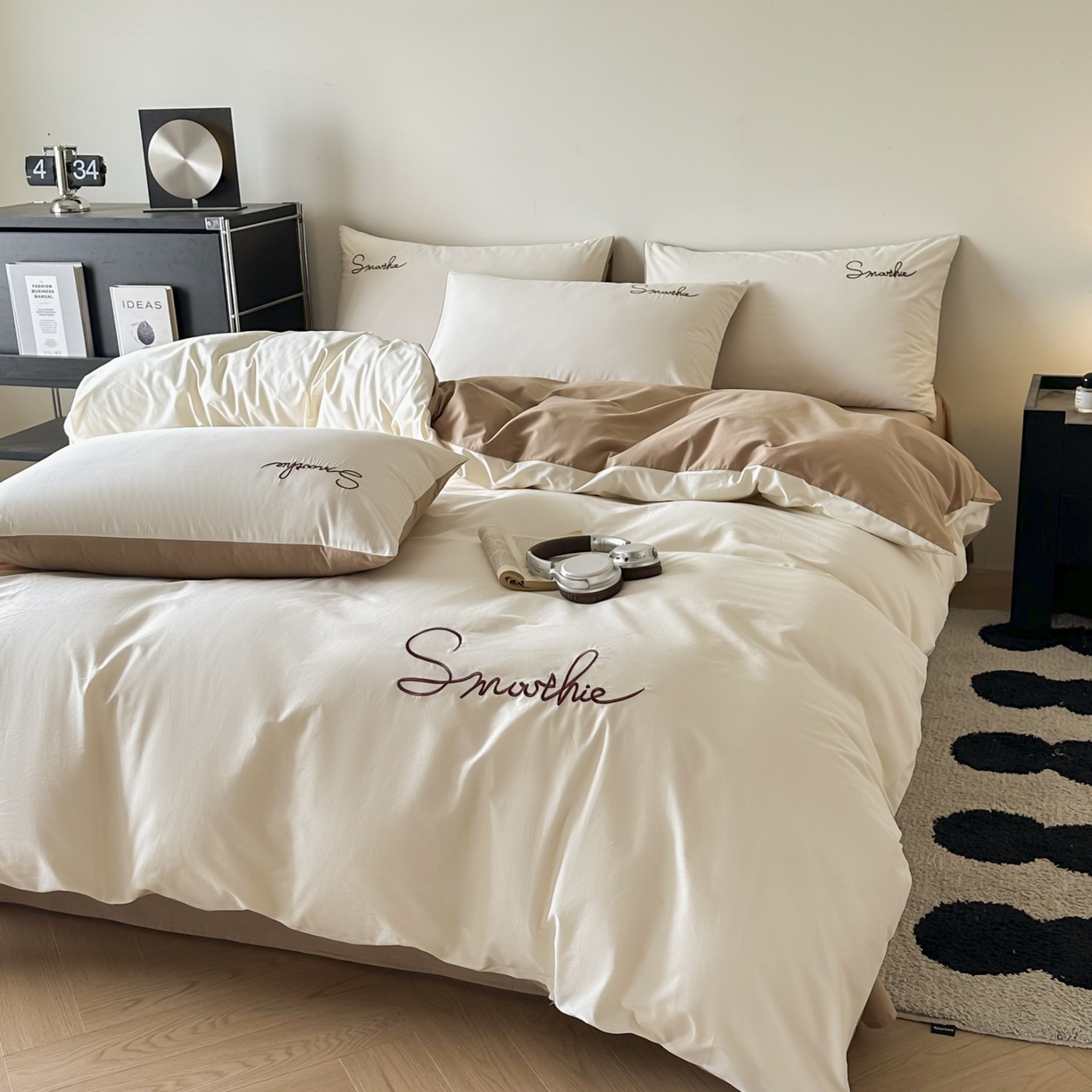 91家纺网 家纺一手货源 找家纺 ab家纺 2026新款刺绣双拼40支全棉水洗四件套 奶油米咖