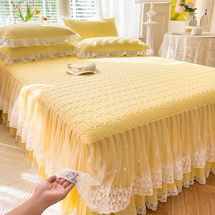 91家纺网 家纺一手货源 找家纺 后庭寝室 2026春夏新款乳胶凉席夏凉被空调被夏被四件套-爱意系列 爱意-嫩黄