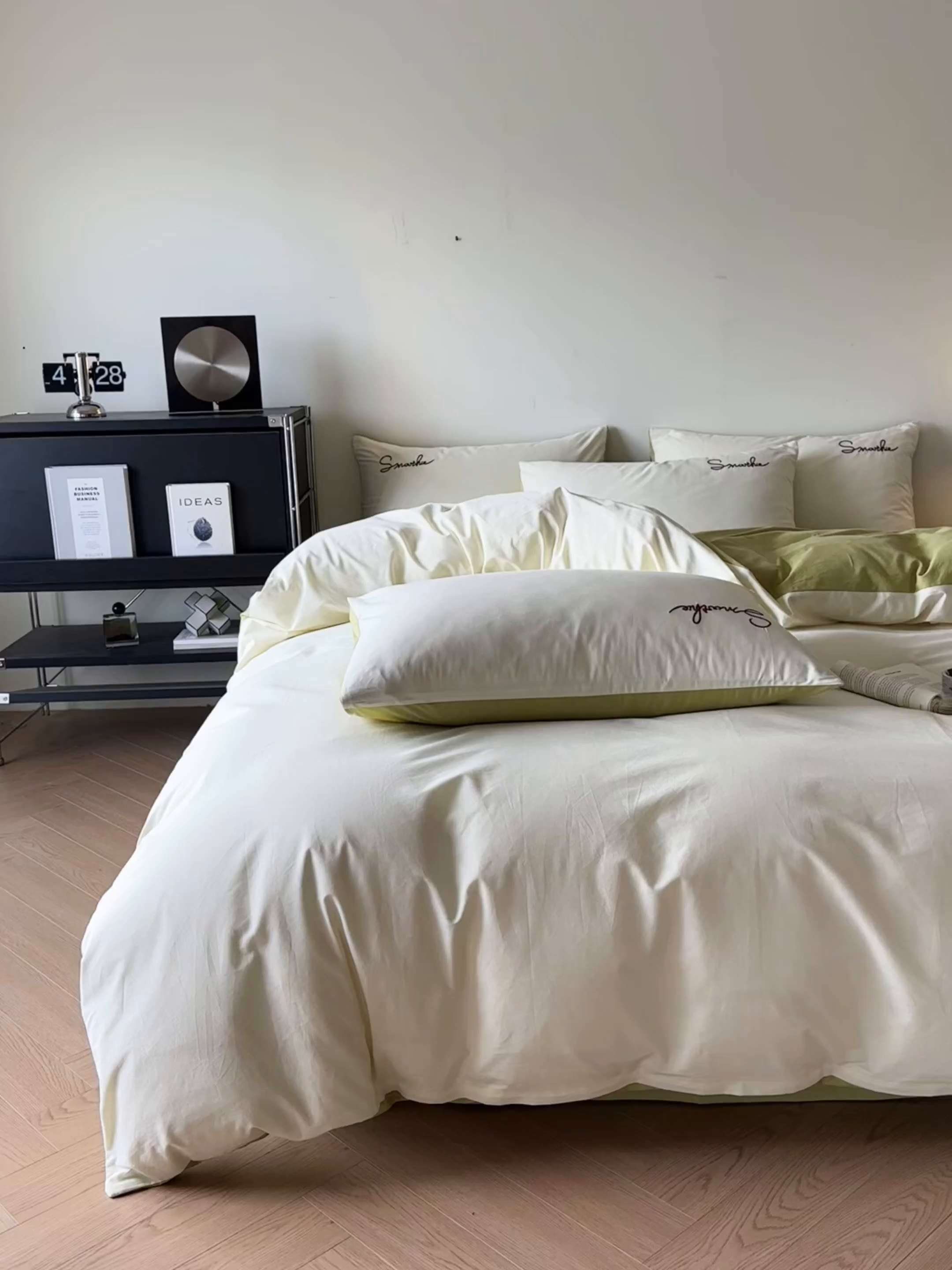 91家纺网 家纺一手货源 找家纺 ab家纺 2026新款刺绣双拼40支全棉水洗四件套 苹果绿杏