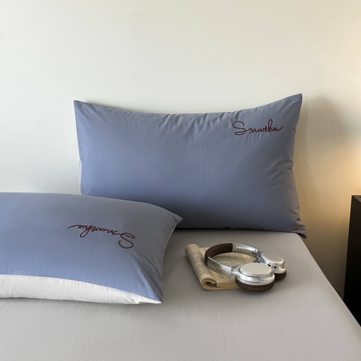 91家纺网 家纺一手货源 找家纺 ab家纺 2026新款刺绣双拼40支全棉水洗四件套 晴空蓝烟灰