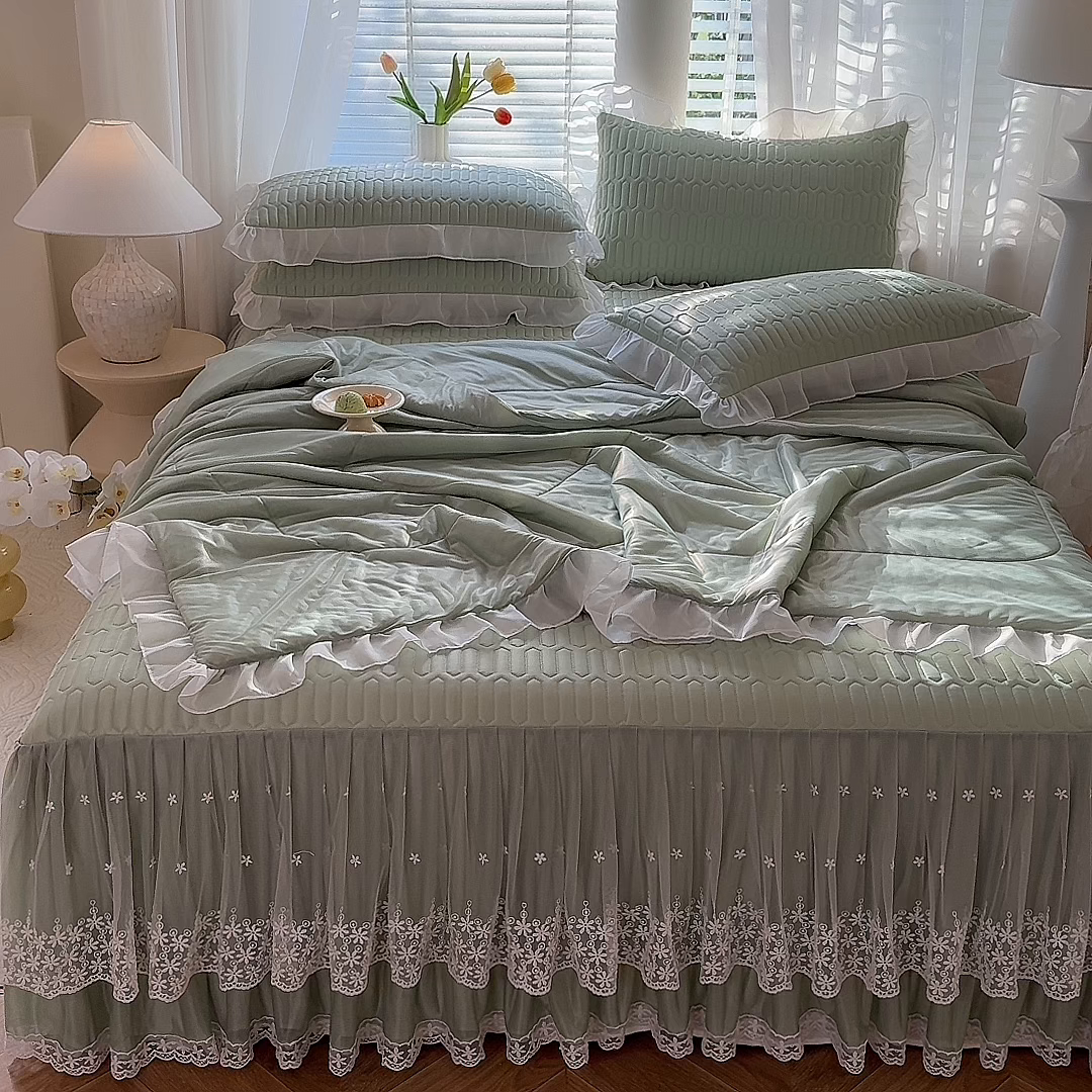 91家纺网 家纺一手货源 找家纺 后庭寝室 2026春夏新款乳胶凉席夏凉被空调被夏被四件套-爱意系列 爱意-水绿