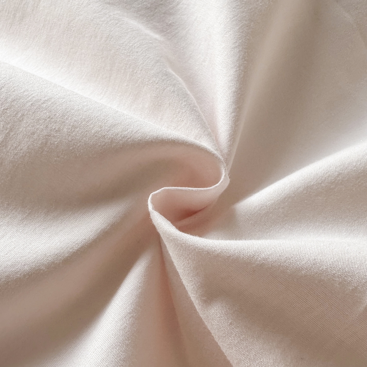 91家纺网 家纺一手货源 找家纺 ab家纺 2026新款刺绣双拼40支全棉水洗四件套 微粉卡其