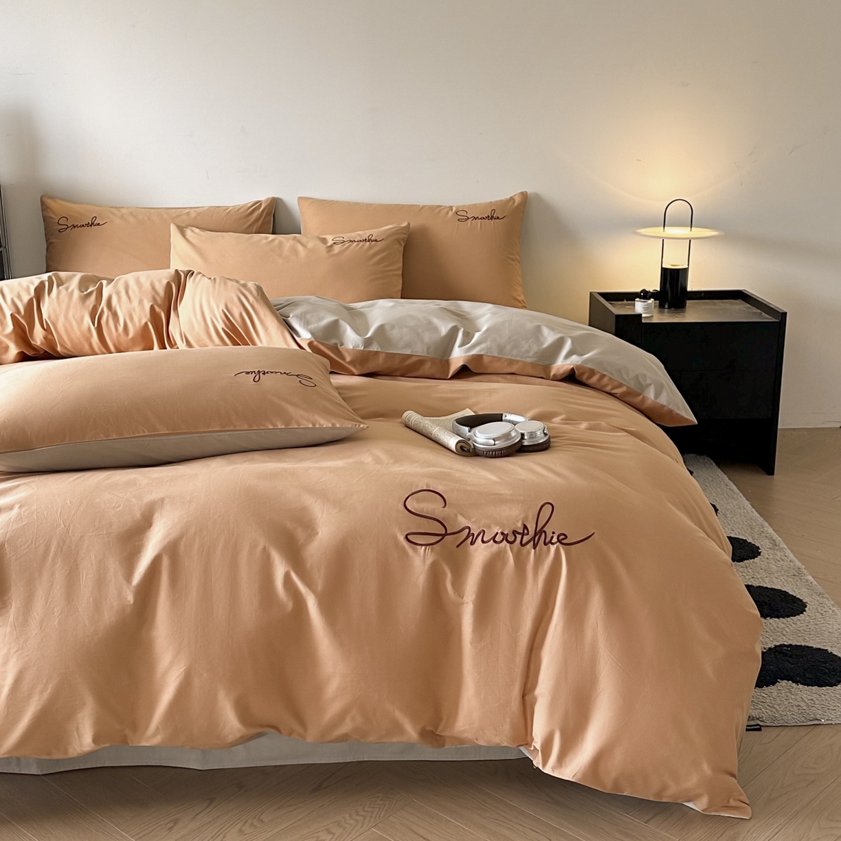 91家纺网 家纺一手货源 找家纺 ab家纺 2026新款刺绣双拼40支全棉水洗四件套 西柚卡其