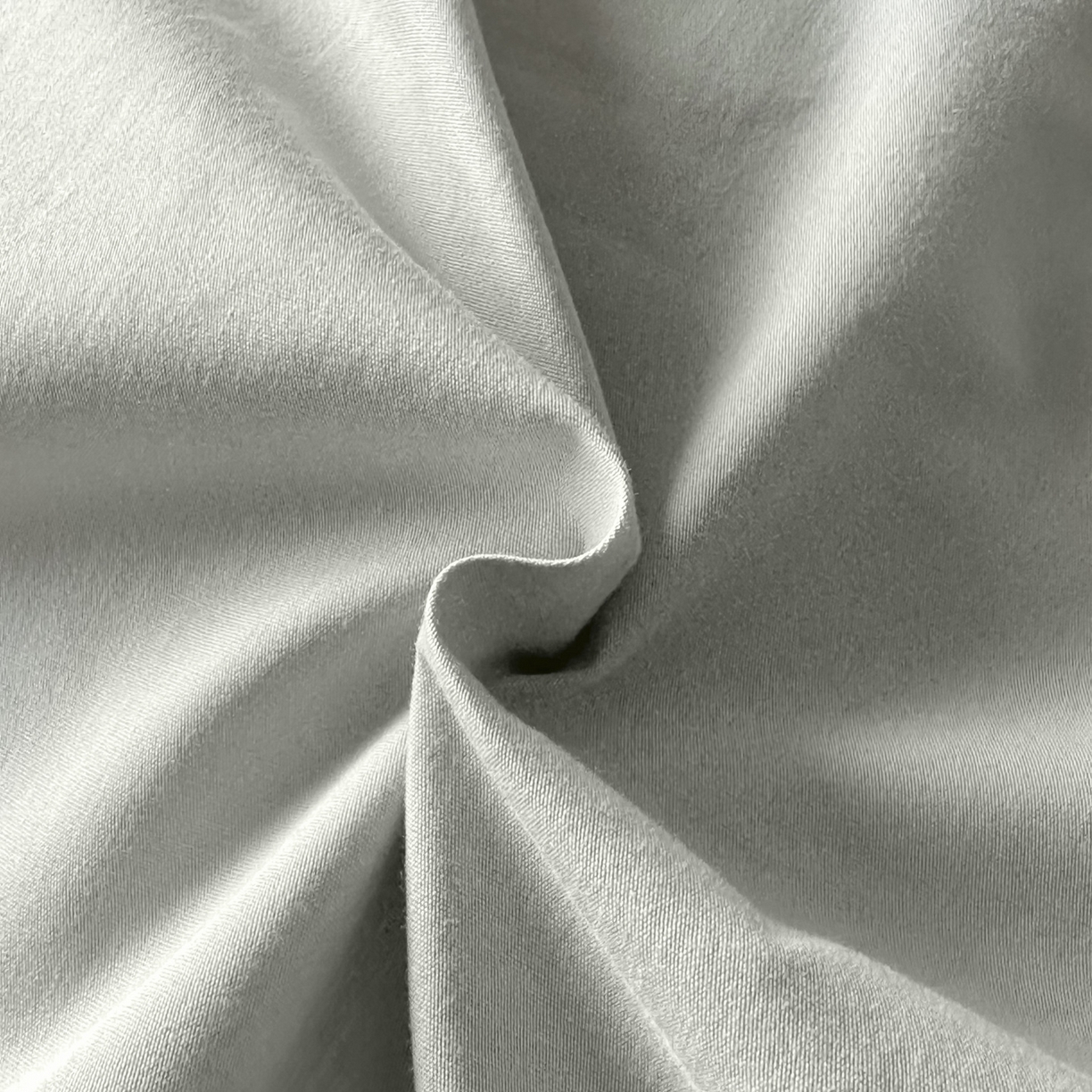 91家纺网 家纺一手货源 找家纺 ab家纺 2026新款刺绣双拼40支全棉水洗四件套 烟灰深灰