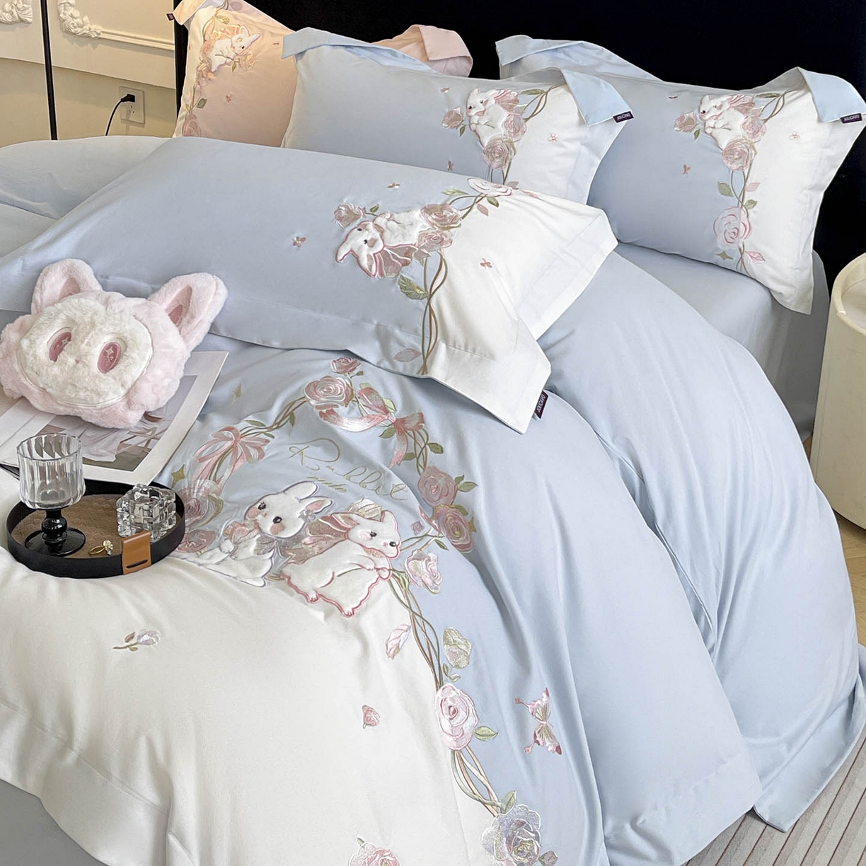 91家纺网 家纺一手货源 找家纺 （总）爱妮菲家纺 2026爆款新品少女心A类100支长绒棉纯棉四件套全棉刺绣兔子被套床单床笠公主风