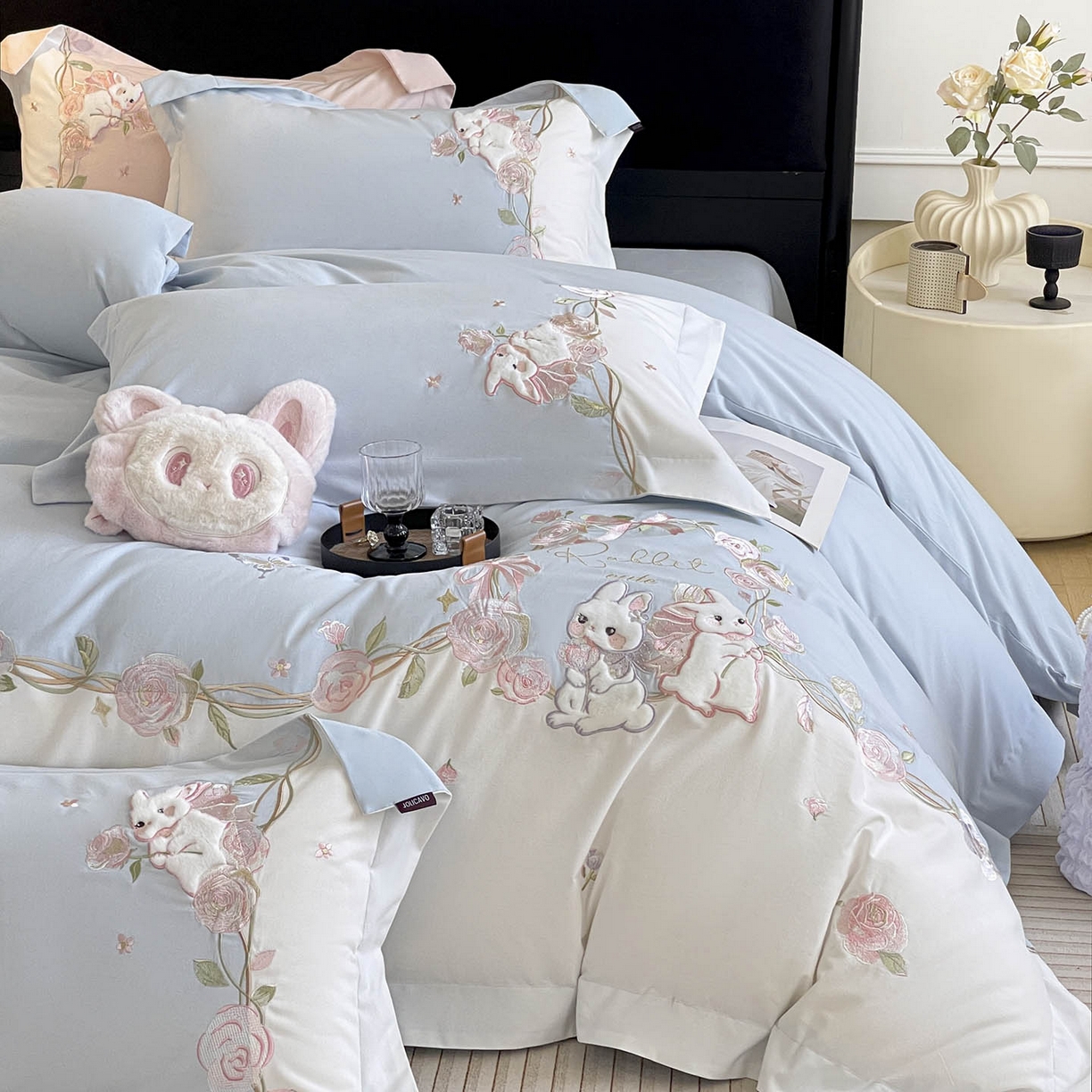 91家纺网 家纺一手货源 找家纺 （总）爱妮菲家纺 2026爆款新品少女心A类100支长绒棉纯棉四件套全棉刺绣兔子被套床单床笠公主风