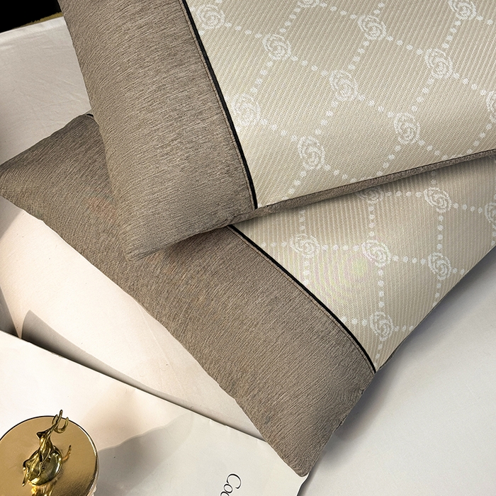 91家纺网 家纺一手货源 找家纺 小牛席业 2026春夏新款小玫瑰夏凉枕系列枕头枕芯（枕套+枕芯） 小玫瑰夏凉枕-香槟