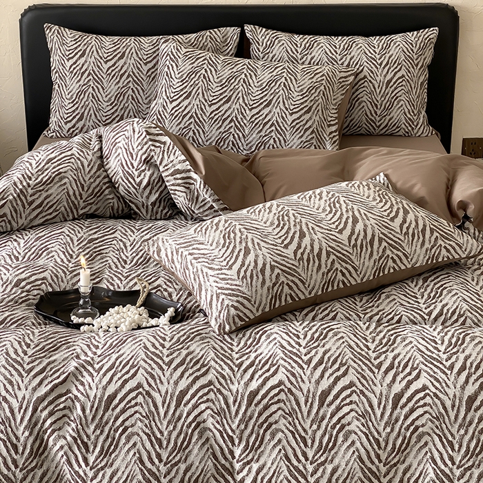 91家纺网 家纺一手货源 找家纺 （总）宜代光年 2026新款全棉厚织色织大提花四件套系列