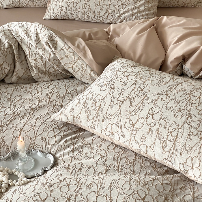 91家纺网 家纺一手货源 找家纺 宜代光年 2026新款全棉厚织色织大提花四件套系列 滴落游花