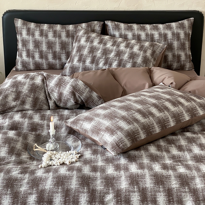 91家纺网 家纺一手货源 找家纺 宜代光年 2026新款全棉厚织色织大提花四件套系列 槿禾