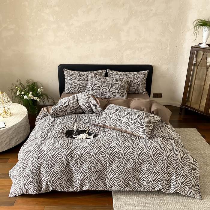 91家纺网 家纺一手货源 找家纺 宜代光年 2026新款全棉厚织色织大提花四件套系列 千纹