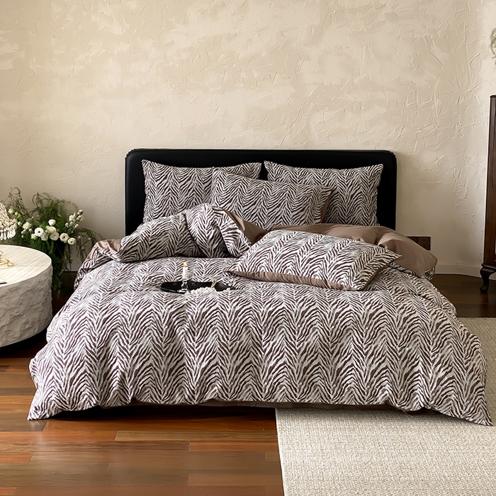 91家纺网 家纺一手货源 找家纺 宜代光年 2026新款全棉厚织色织大提花四件套系列 千纹