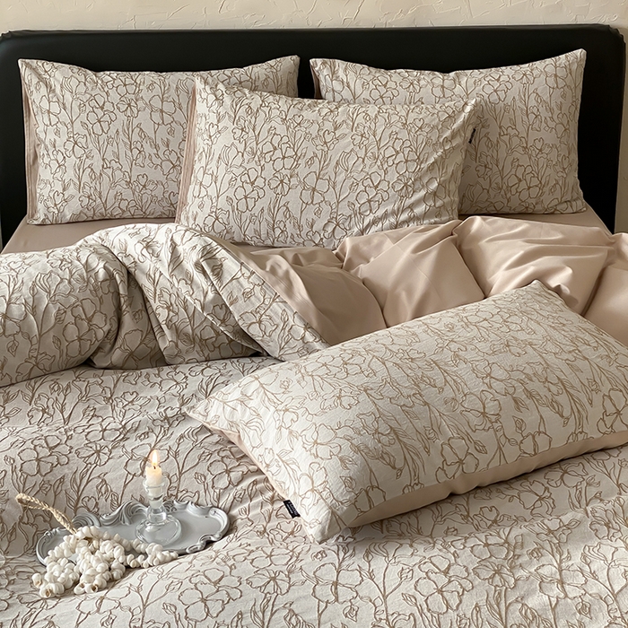 91家纺网 家纺一手货源 找家纺 宜代光年 2026新款全棉厚织色织大提花四件套系列 滴落游花