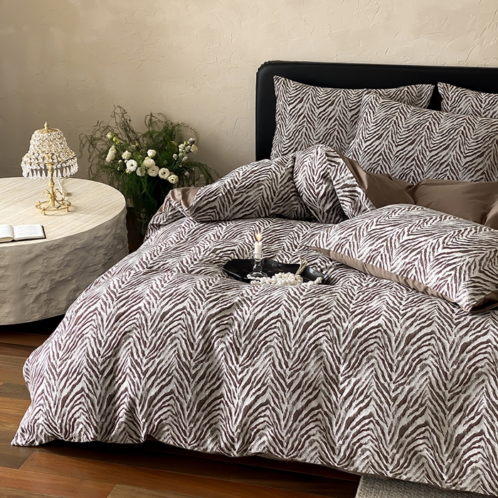 91家纺网 家纺一手货源 找家纺 宜代光年 2026新款全棉厚织色织大提花四件套系列 千纹