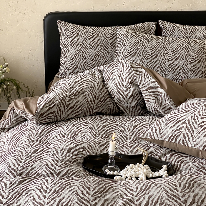 91家纺网 家纺一手货源 找家纺 宜代光年 2026新款全棉厚织色织大提花四件套系列 千纹