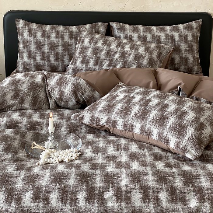 91家纺网 家纺一手货源 找家纺 宜代光年 2026新款全棉厚织色织大提花四件套系列 槿禾