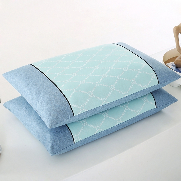 91家纺网 家纺一手货源 找家纺 小牛席业 2026春夏新款月亮爱心-凉感冰丝夏凉枕系列枕头枕芯 月亮爱心夏凉枕-湖蓝