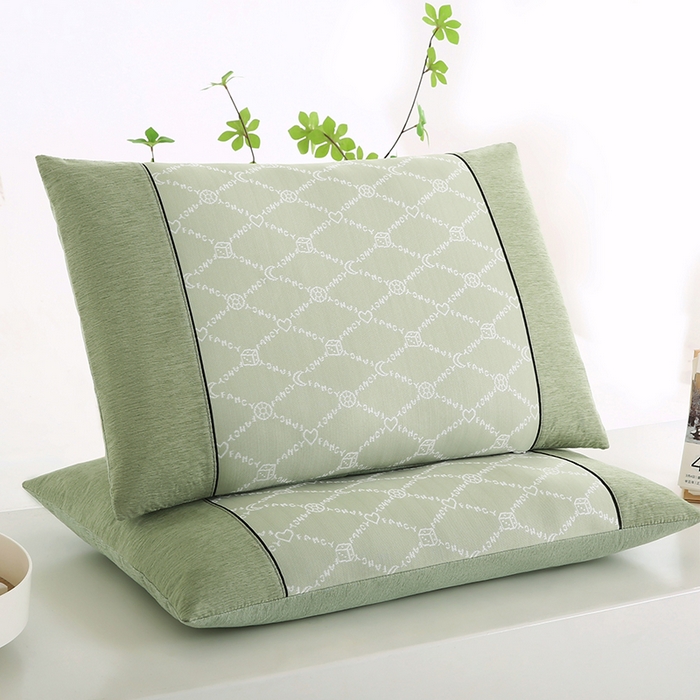 91家纺网 家纺一手货源 找家纺 小牛席业 2026春夏新款月亮爱心-凉感冰丝夏凉枕系列枕头枕芯 月亮爱心夏凉枕-绿色