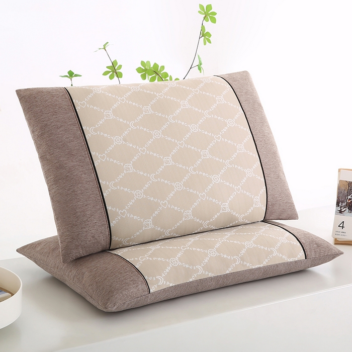 91家纺网 家纺一手货源 找家纺 小牛席业 2026春夏新款月亮爱心-凉感冰丝夏凉枕系列枕头枕芯 月亮爱心夏凉枕-香槟