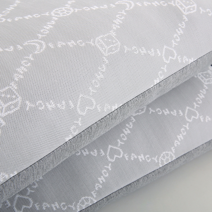 91家纺网 家纺一手货源 找家纺 小牛席业 2026春夏新款月亮爱心-凉感冰丝夏凉枕系列枕头枕芯 月亮爱心夏凉枕-灰色