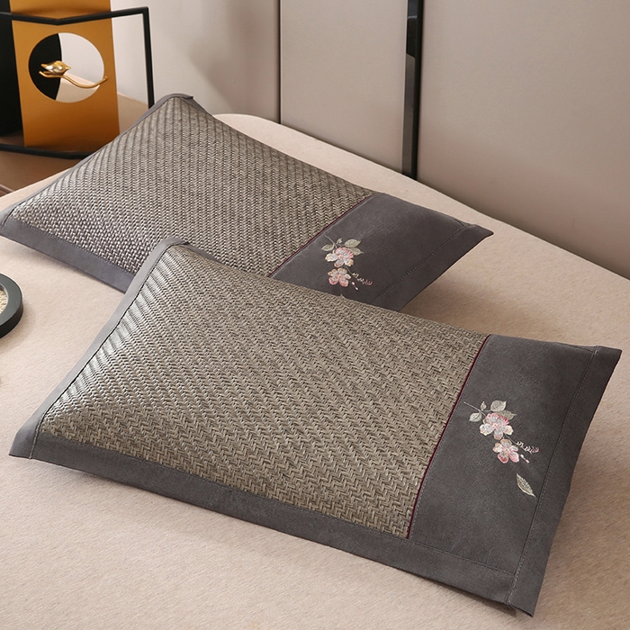 91家纺网 家纺一手货源 找家纺 小牛席业 2026春夏新款霸王藤夏凉枕枕头枕芯（枕套+枕芯）-清雅花语 霸王藤夏凉枕-清雅花语（灰色）