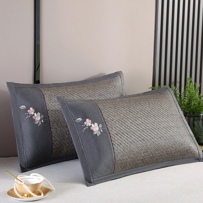 91家纺网 家纺一手货源 找家纺 小牛席业 2026春夏新款霸王藤夏凉枕枕头枕芯（枕套+枕芯）-清雅花语 霸王藤夏凉枕-清雅花语（灰色）