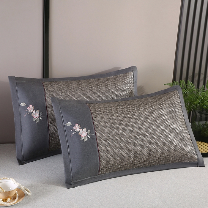 91家纺网 家纺一手货源 找家纺 小牛席业 2026春夏新款霸王藤夏凉枕枕头枕芯（枕套+枕芯）-清雅花语 霸王藤夏凉枕-清雅花语（灰色）