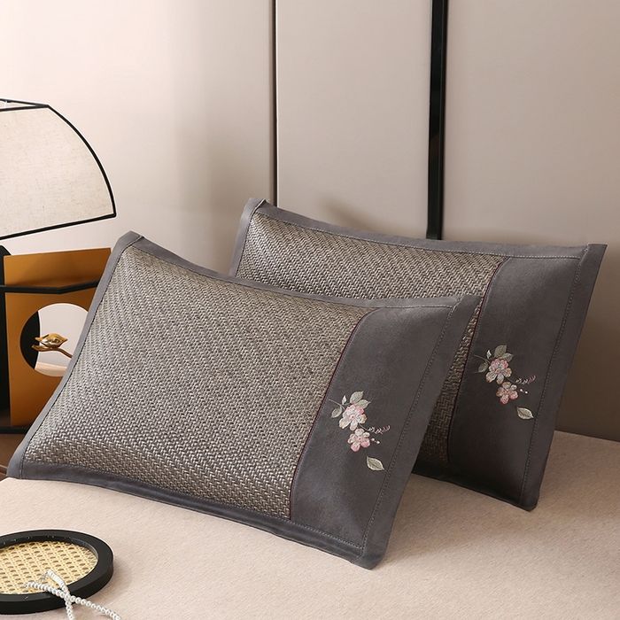 91家纺网 家纺一手货源 找家纺 小牛席业 2026春夏新款霸王藤夏凉枕枕头枕芯（枕套+枕芯）-清雅花语 霸王藤夏凉枕-清雅花语（灰色）